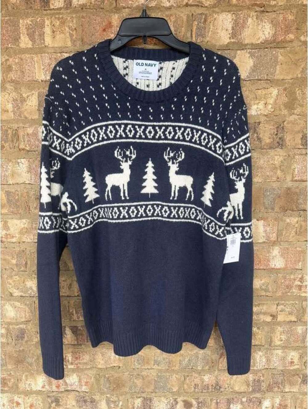 Old Navy Fair Isle Christmas Sweater Navy Blue Reindeer Men’s Size Medium NWT
